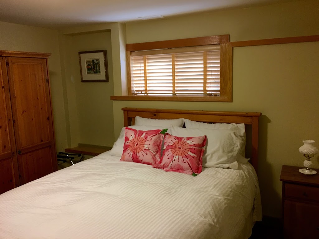 Freedom Lodge & Spa | 5214 Wesjac Rd, Madeira Park, BC V0N 2H1, Canada | Phone: (604) 885-8368