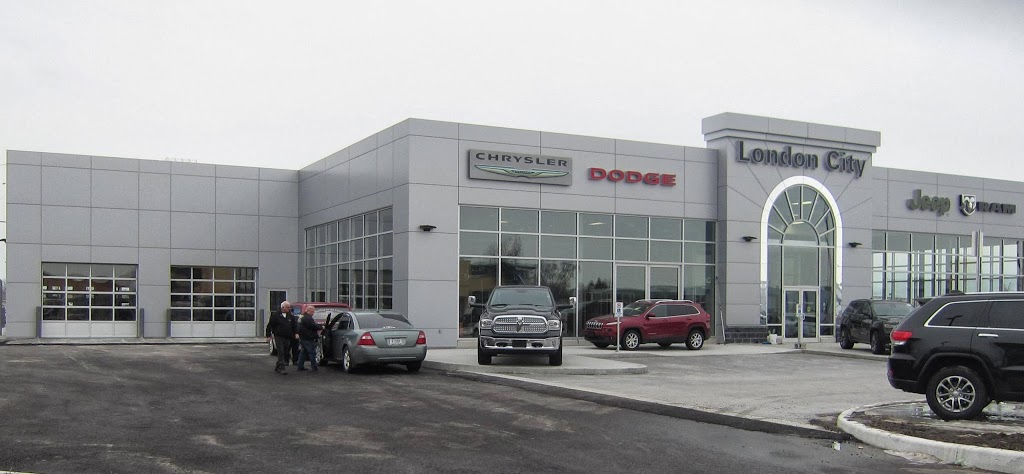 London City Chrysler | 1345 Driver Ln, London, ON N5V 0B4, Canada | Phone: (519) 659-2489