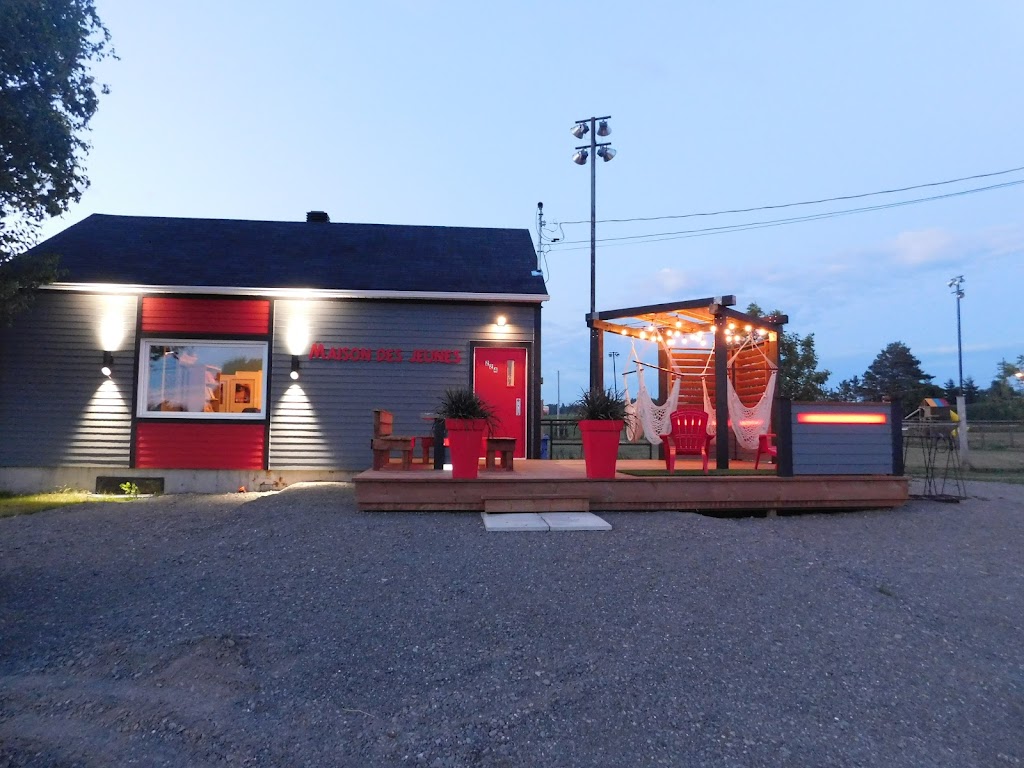 Maison des Jeunes de Saint-Épiphane INC ENR | 224 Rue du Couvent, Saint-Épiphane, QC G0L 2X0, Canada | Phone: (418) 862-7085