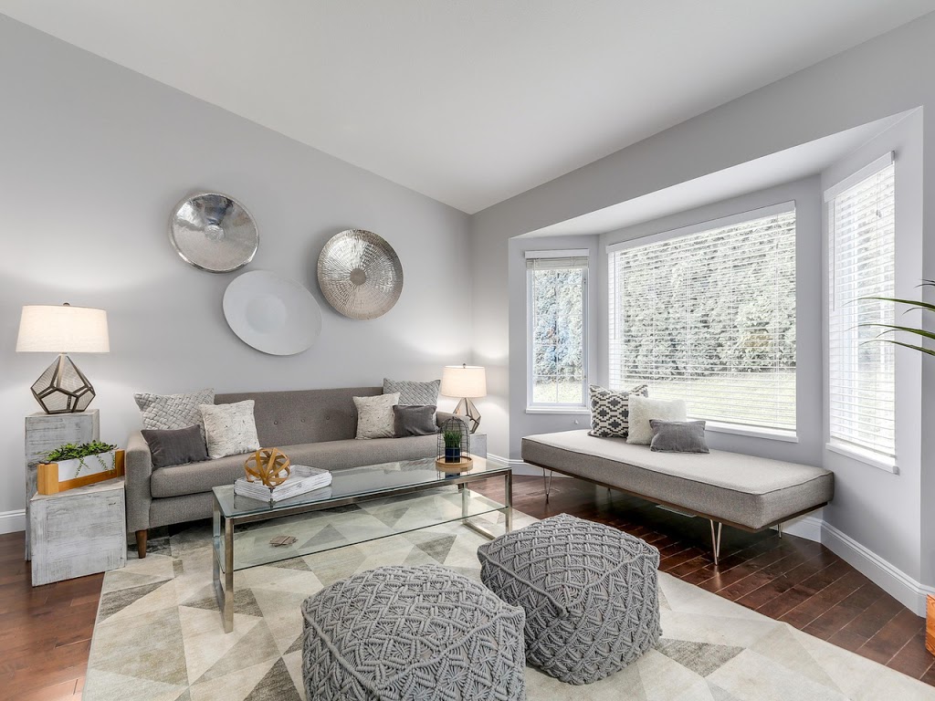 Tina White Rock Realtor | White Rock Promenade, White Rock, BC V4B 1B8, Canada | Phone: (604) 417-9899