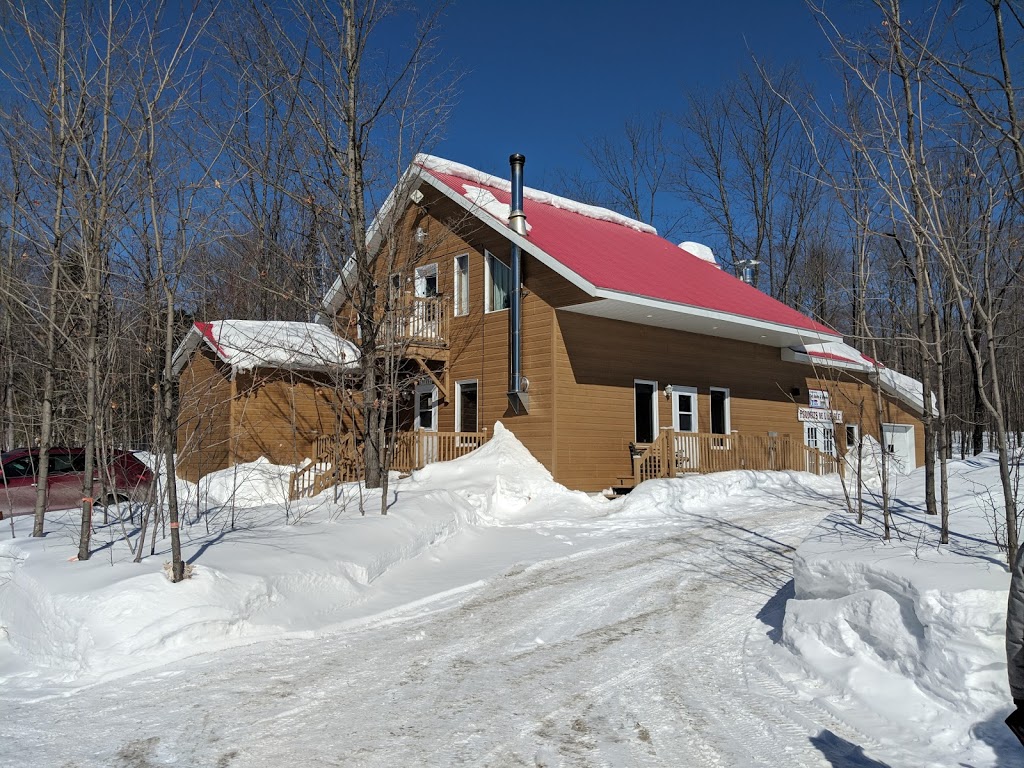 Érablière chez Angelo & Anita | 1631 Chemin Saint-Georges route 153, Sainte-Thècle, QC G0X 3G0, Canada | Phone: (418) 289-2348