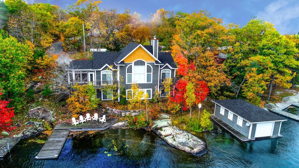 Sapphire Roofing Orangeville | 246372 Hockley Rd, Mono, ON L9W 6K4, Canada | Phone: (519) 704-1233