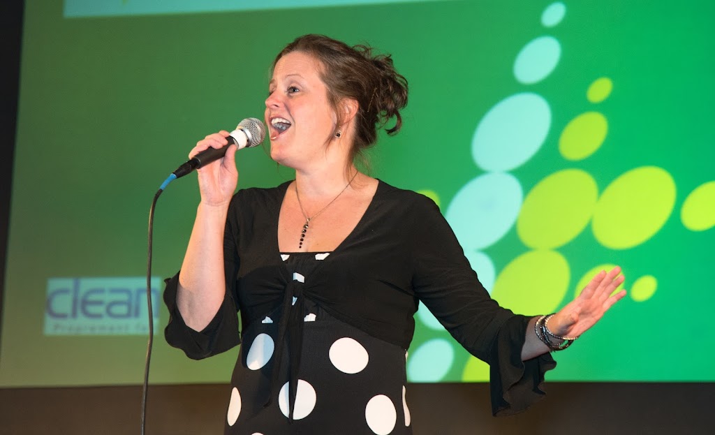 Julie Goupil - Chanteuse et professeur de chant | Rue Sylvain, Beloeil, QC J3G 6B1, Canada | Phone: (450) 779-5295