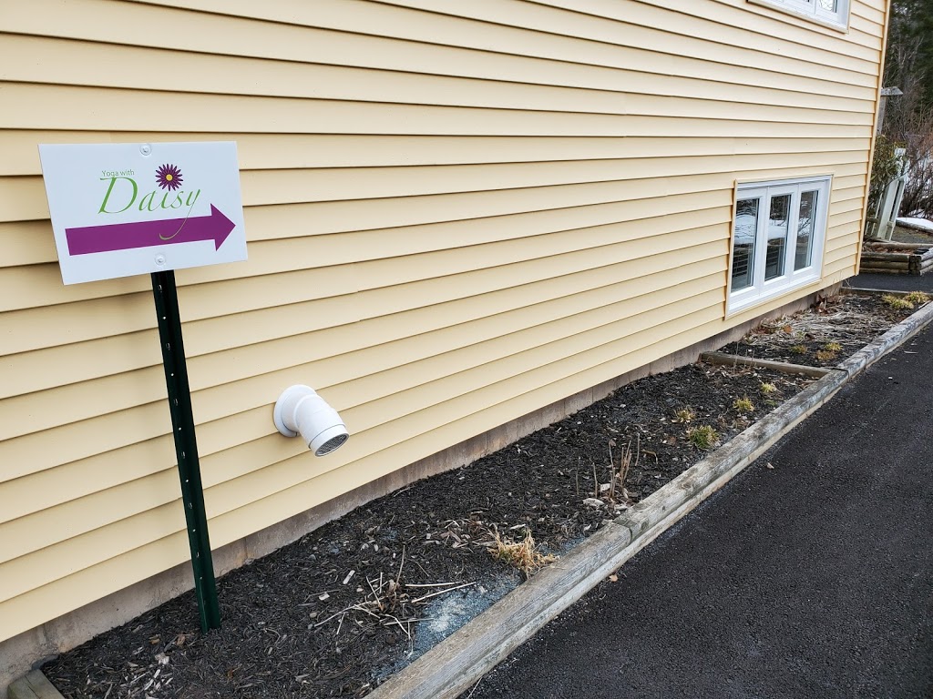 Yoga with Daisy | 163 Lakeland St, Beaver Bank, NS B4G 1A6, Canada | Phone: (613) 219-8525