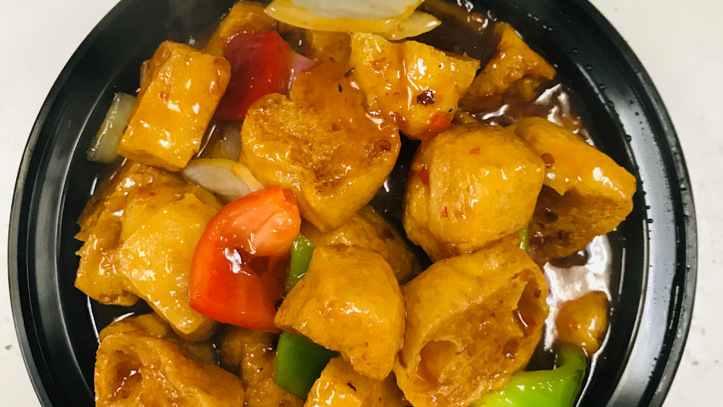 Winner House Chinese Food | 1 Tartan Dr Unit 7, Nepean, ON K2J 2W7, Canada | Phone: (613) 825-6565