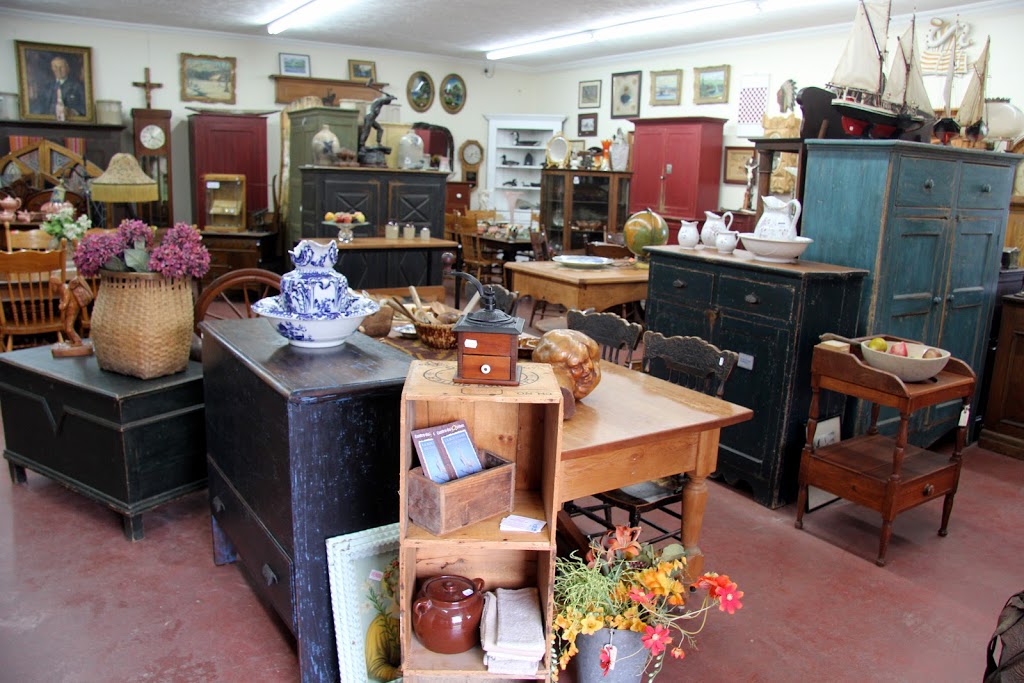 Antiquites Michel Prince | 930 Rang des Cèdres, Sainte-Eulalie, QC G0Z 1E0, Canada | Phone: (819) 225-4292