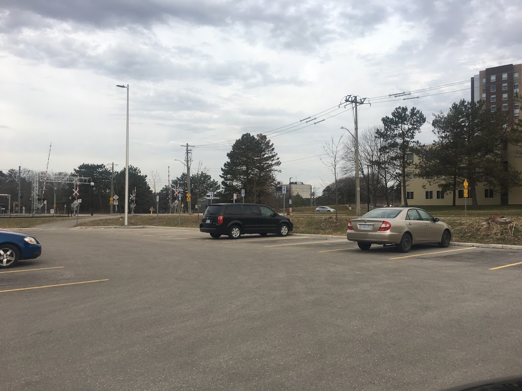 Free Parking Lot University of Waterloo (Seagram Drive) | Central Dr, Waterloo, ON N2L 3B6, Canada | Phone: (519) 888-4567 ext. 33100
