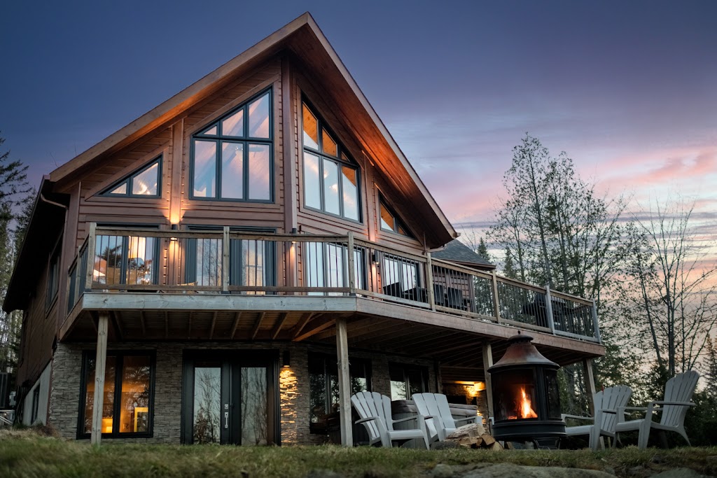 Espace Harfang - Services visuels pour chalets locatifs | 1944 Rue du Skieur, Sainte-Adèle, QC J8B 2Y8, Canada | Phone: (514) 924-5742