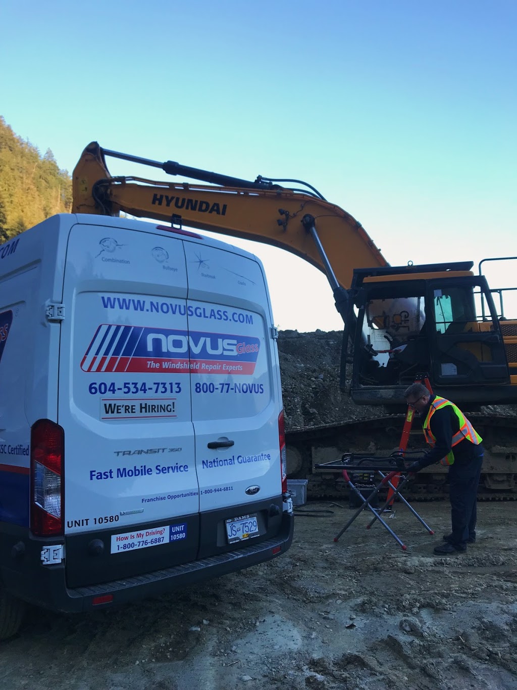 Novus Glass Aldergrove | 3060 275a St, Aldergrove, BC V4W 3L4, Canada | Phone: (604) 856-6550