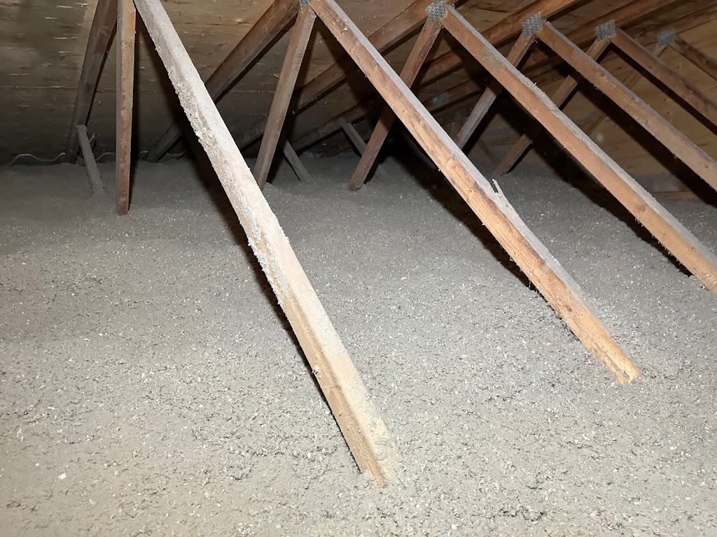 Isolation thermo-grenier inc. | 73 Rue Vallée, Mercier, QC J6R 1N1, Canada | Phone: (514) 700-5012