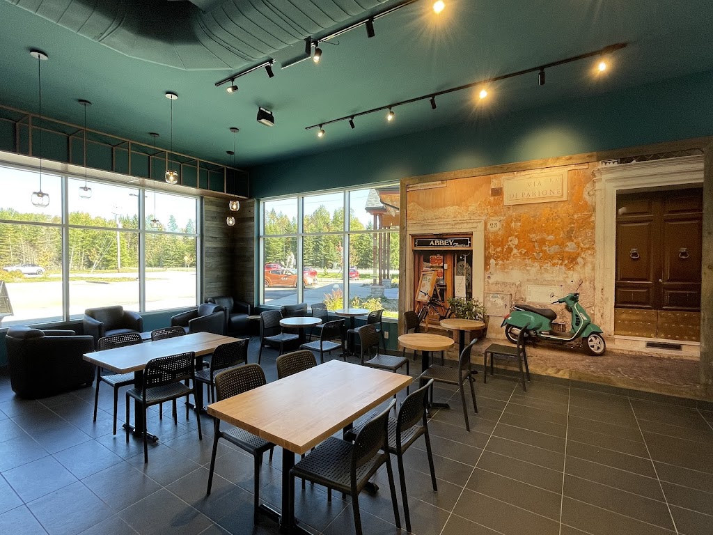 Café Dépôt Mont-Tremblant | 195 Mnt Ryan Local #B1, Mont-Tremblant, QC J8E 1S3, Canada | Phone: (873) 230-3010
