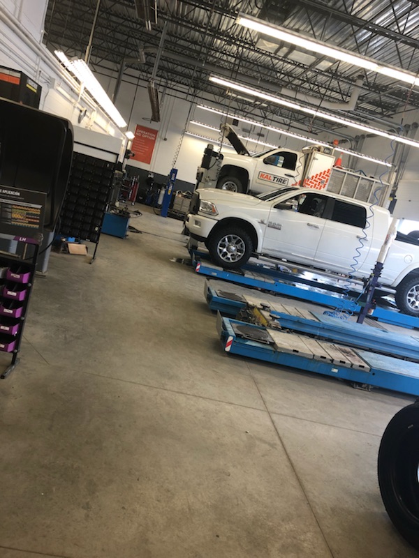 Kal Tire | 20 Enterprise Dr, London, ON N6N 1A7, Canada | Phone: (519) 455-2500