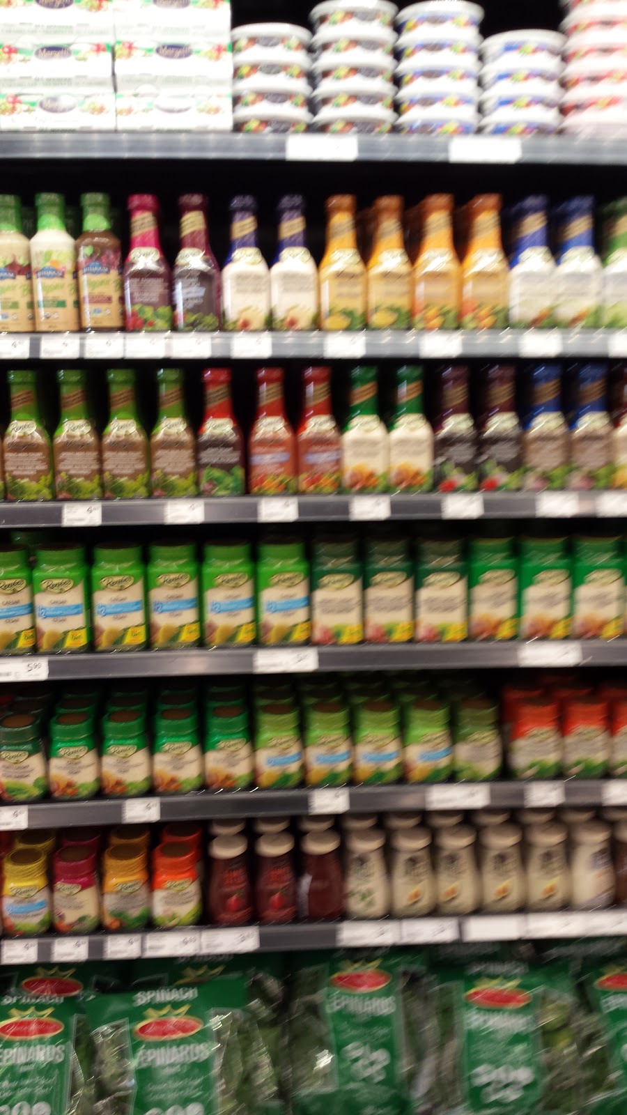 FreshCo King & Wilson | 564 King St E, Oshawa, ON L1H 1G5, Canada | Phone: (905) 571-4835