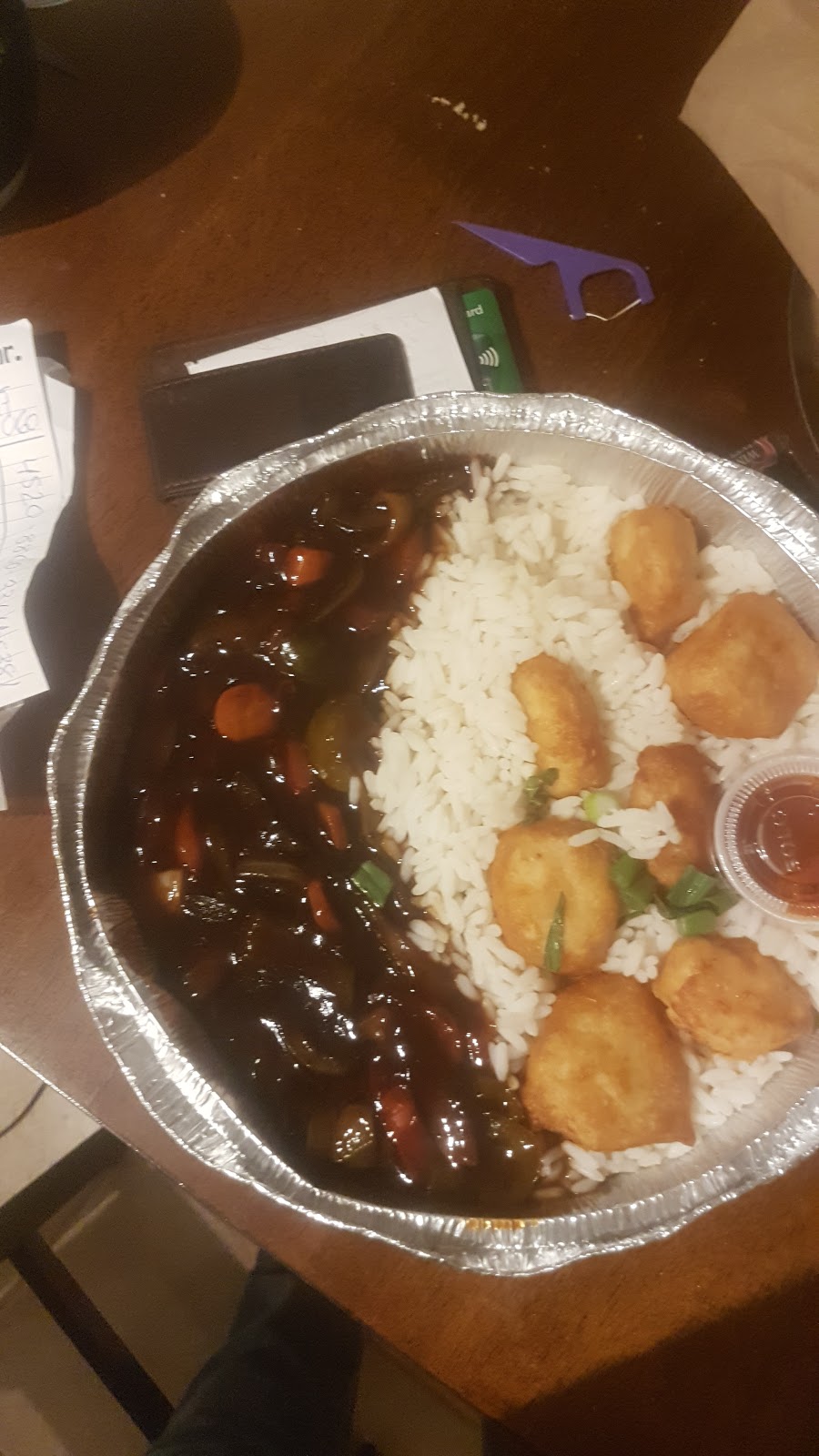 Restaurant Au coin chinois | 5681 Rue Saint-Louis, Lévis, QC G6V 4E5, Canada | Phone: (418) 833-7106