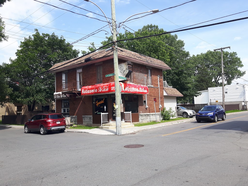 Rôtisserie Ste-Cécile | 643 Rue des Commissaires, Trois-Rivières, QC G9A 4G9, Canada | Phone: (819) 373-1371