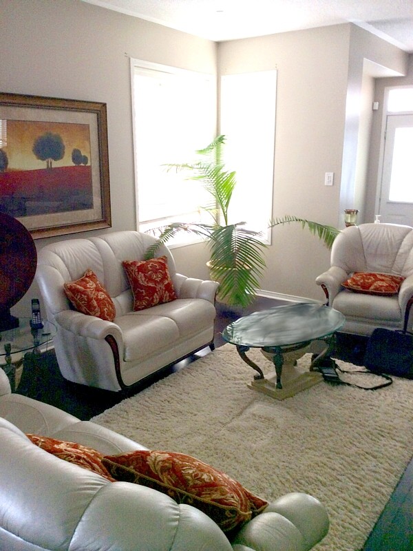 Bloomsdale Seniors Home | 15 Tweedie Cresent, Whitby, ON L1P 1X4, Canada | Phone: (905) 999-0330