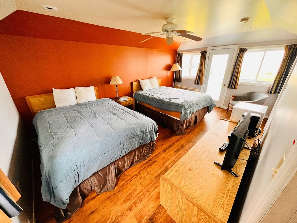 Caswell Resort Hotel | 77 Main St, Sundridge, ON P0A 1Z0, Canada | Phone: (705) 384-7600