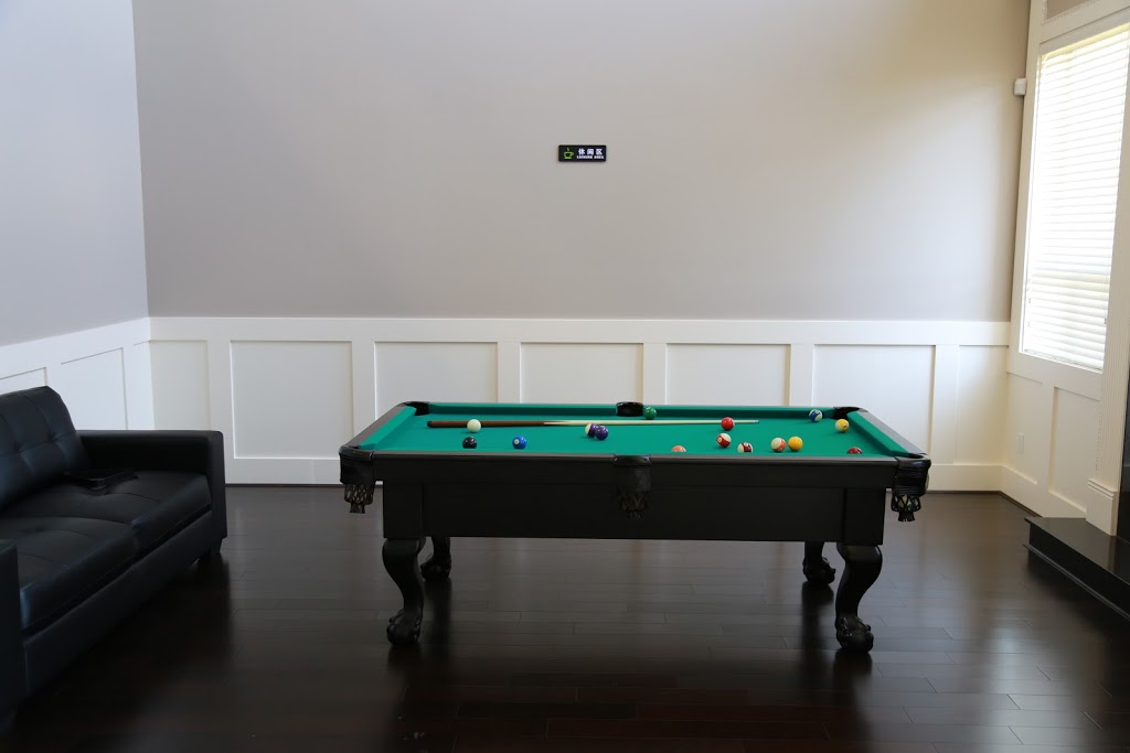 Alibabas House | 5291 Francis Rd, Richmond, BC V7C 1K2, Canada | Phone: (778) 929-0287