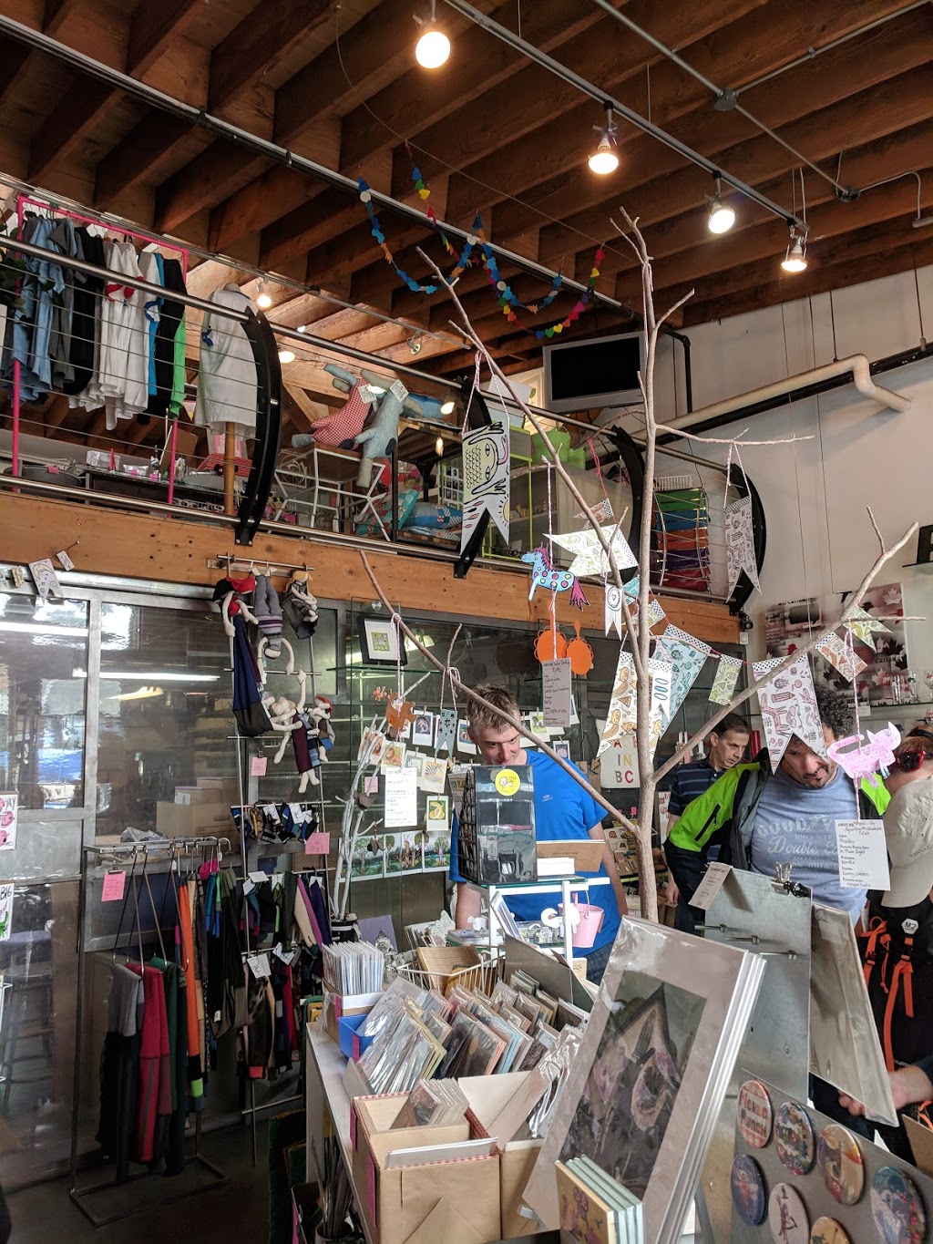 Ainsworth Custom Design | 1243 Cartwright St, Vancouver, BC V6H 4B7, Canada | Phone: (604) 682-8838