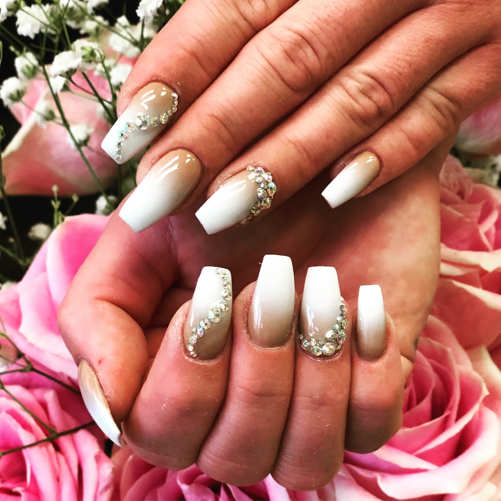 Nailicious | 880 Upper Wentworth St, Hamilton, ON L9A 5H2, Canada | Phone: (905) 538-8300