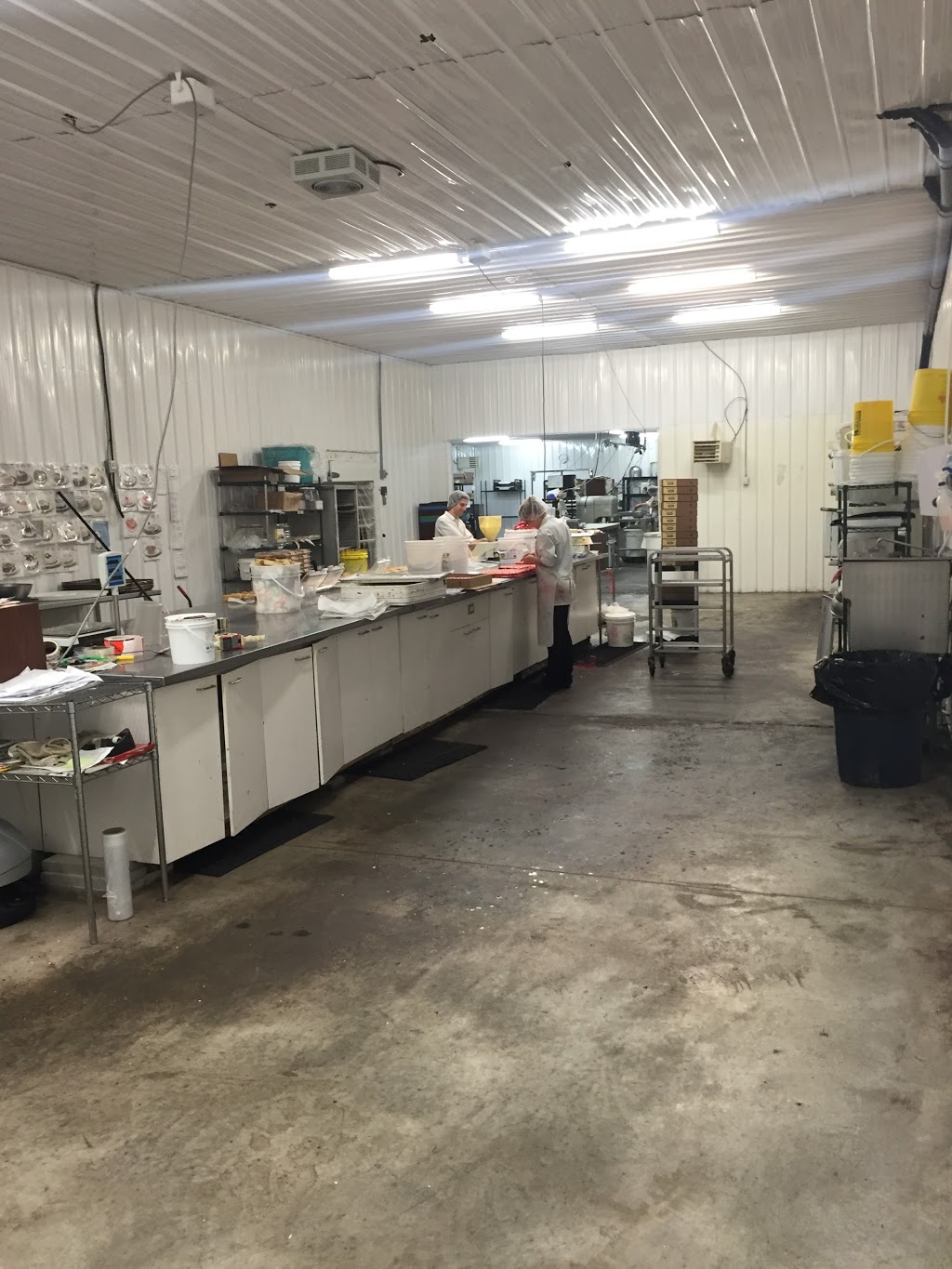 Pâtisserie lArc-En-Ciel et Les Bonnes Gateries | 2555 Rue Tebbutt, Trois-Rivières, QC G9A 5E1, Canada | Phone: (888) 474-1732