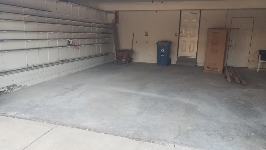 AAR Hauling Services (Junk Removal) | 26 Ave SE, Calgary, AB T2B 2K4, Canada | Phone: (587) 435-7392