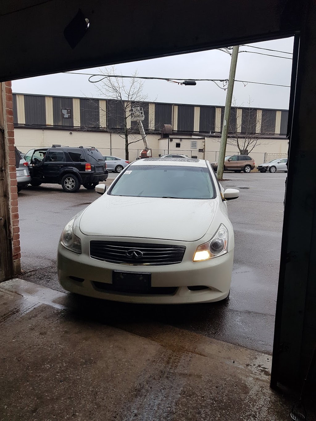 SHOMI AUTOMOTIVE SERVICES | 280 Raleigh Ave, Scarborough, ON M1K 1A9, Canada | Phone: (416) 524-1978