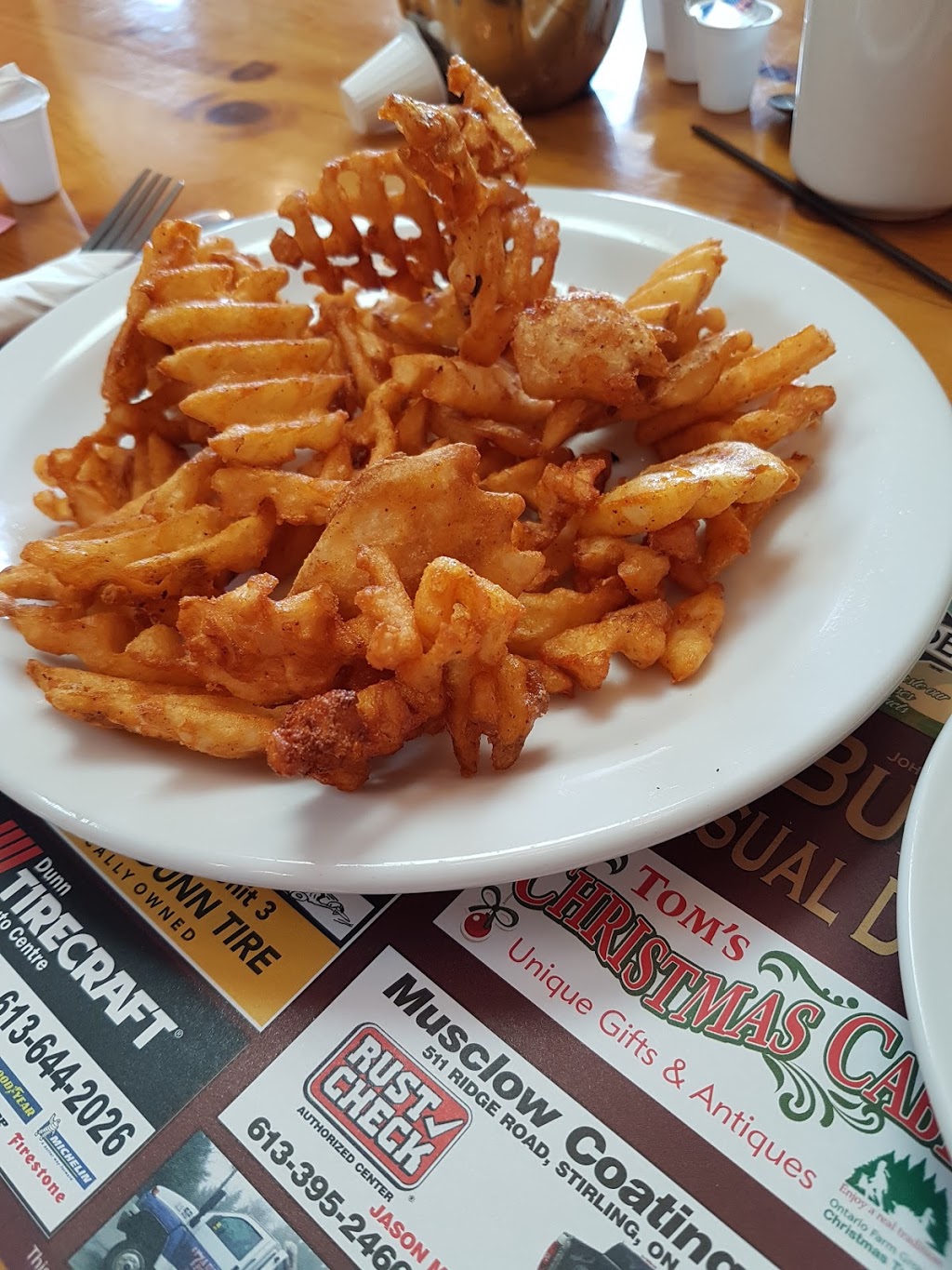Madoc Dairy - Burnsides Casual Dining | 203 Russell St, Madoc, ON K0K 2K0, Canada | Phone: (613) 473-2963