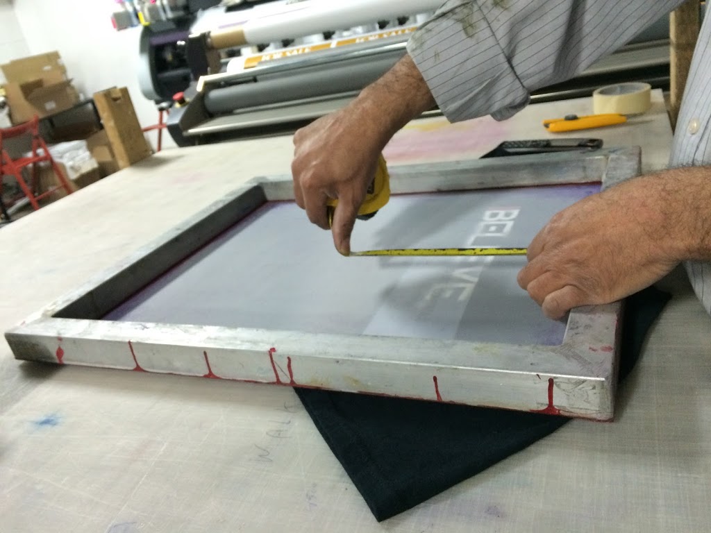 Logos Graphix Inc. | 5004 Timberlea Blvd Unit 32, Mississauga, ON L4W 5C5, Canada | Phone: (905) 206-0996