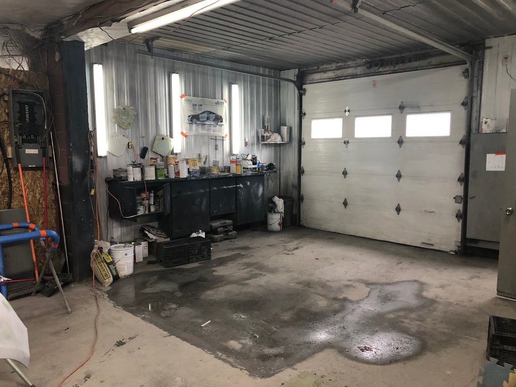 Saint-Joseph Auto Carosserie Inc | 1315 Rue Saint-Pierre, Saint-Joseph-de-Sorel, QC J3R 1B6, Canada | Phone: (450) 742-0277