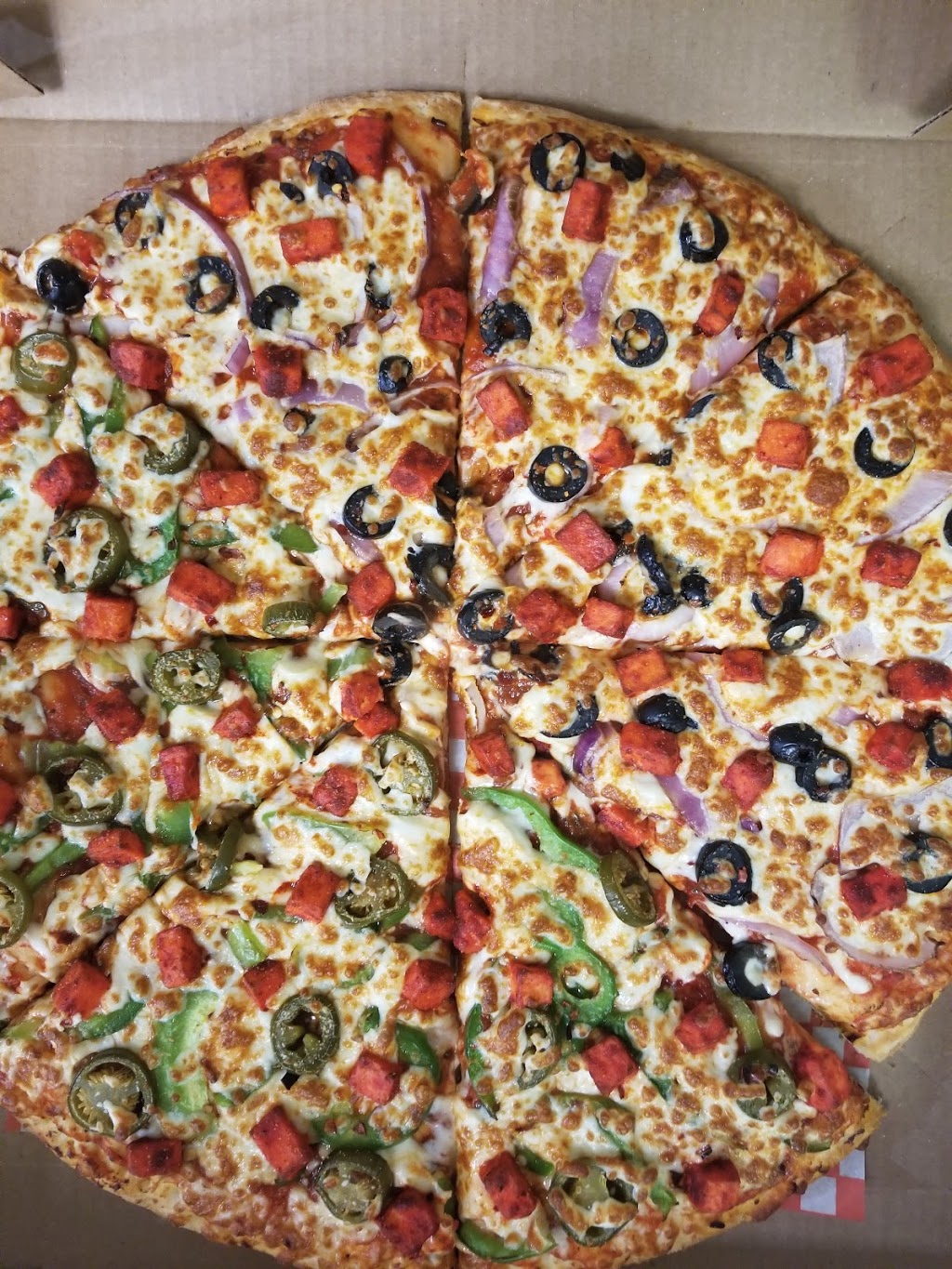 Pizza King | 660 Osborne St #2, Winnipeg, MB R3L 2B6, Canada | Phone: (204) 233-5464