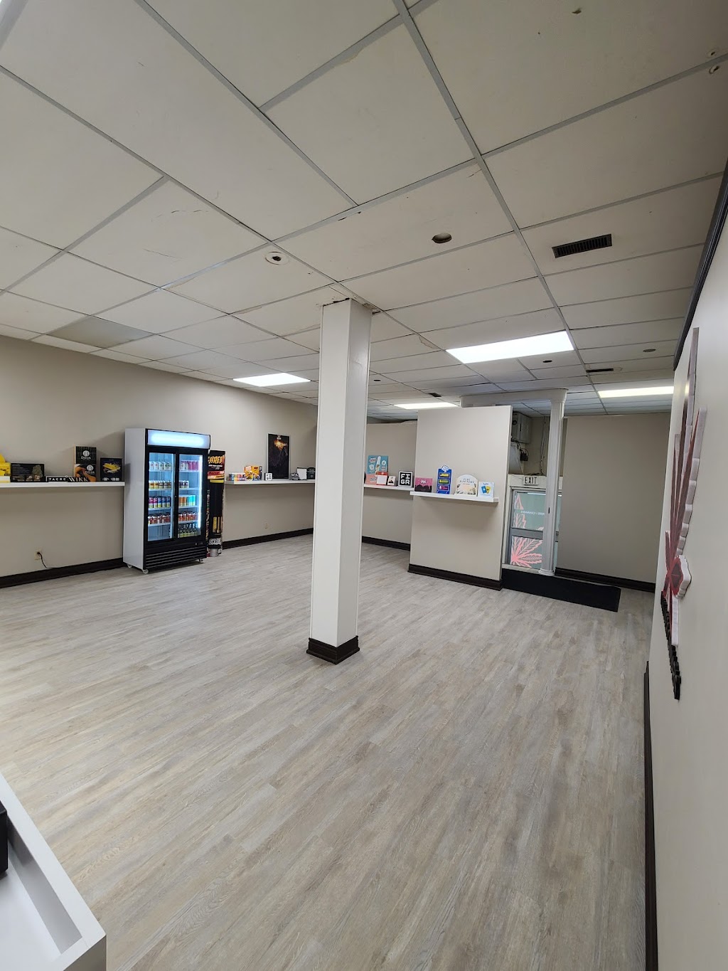 Consumers Cannabis | 92 Trafalgar Rd, Erin, ON N0B 1Z0, Canada | Phone: (519) 308-9510