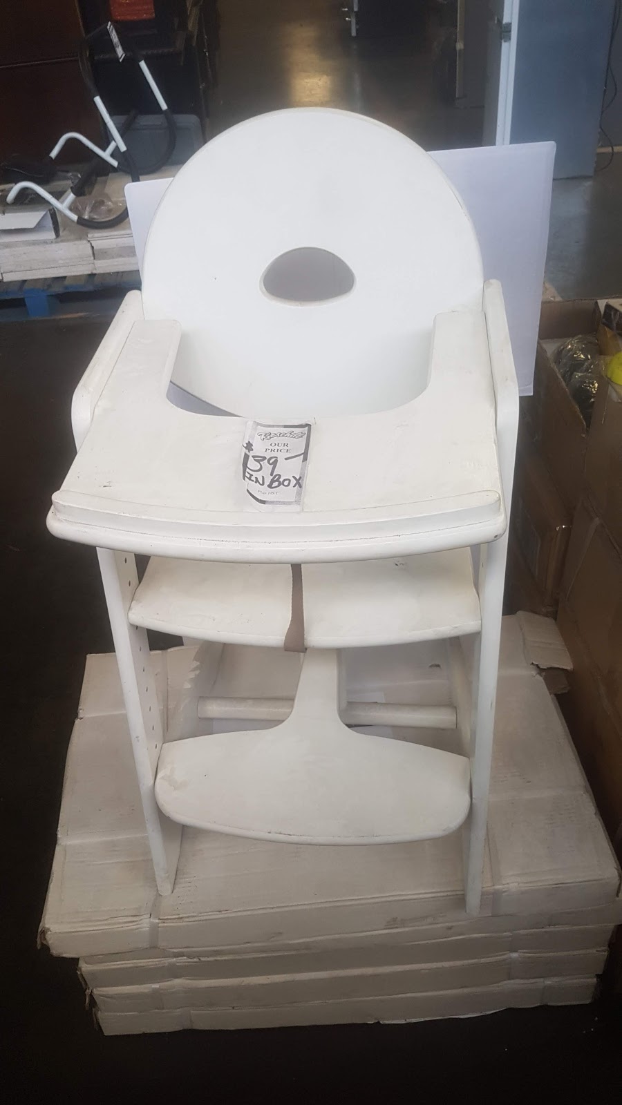 Rosehill Liquidation Warehouse | 1047 Cooke Blvd., Burlington, ON L7T 4A8, Canada | Phone: (905) 634-5665