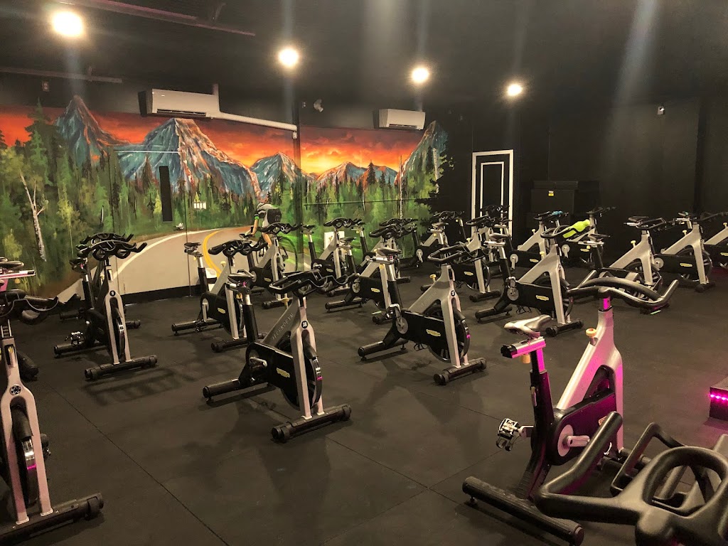 Spin 819 | 815 Bd Saint-René O, Gatineau, QC J8T 8M3, Canada | Phone: (819) 525-7746