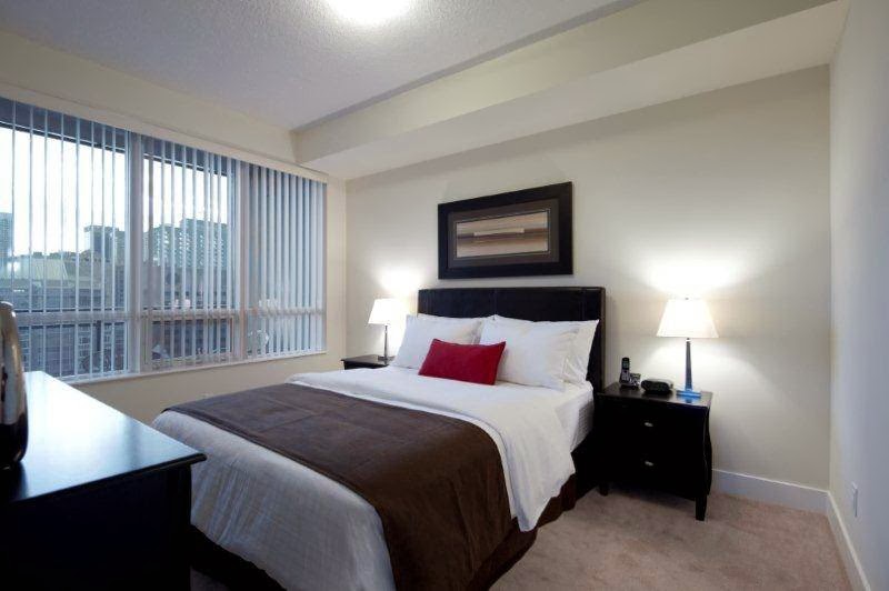 Delsuites | 28 Linden St, Toronto, ON M4Y 1V6, Canada | Phone: (416) 296-8838