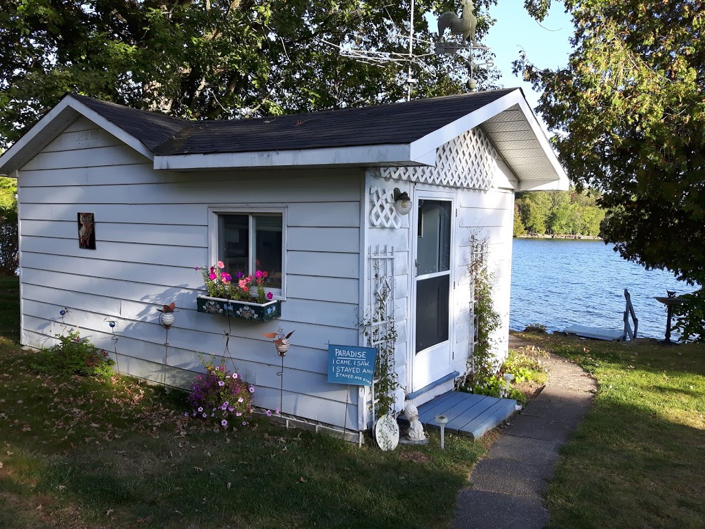 Bass Lake Lodge | 6 B12 Rd, Lombardy, ON K0G 1L0, Canada | Phone: (613) 283-0136