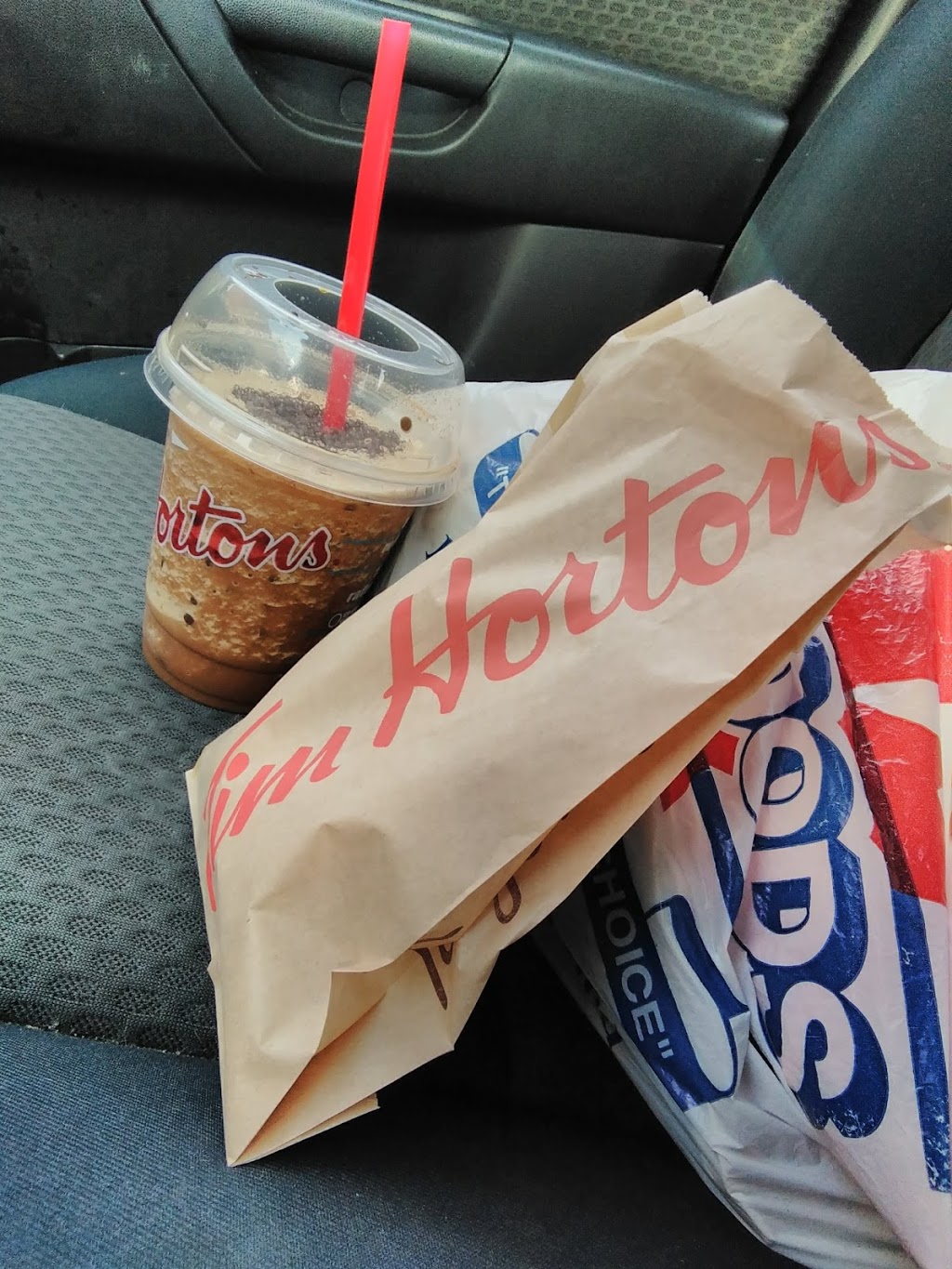 Tim Hortons | 646 Archibald St, Winnipeg, MB R2J 0X4, Canada | Phone: (204) 237-4982