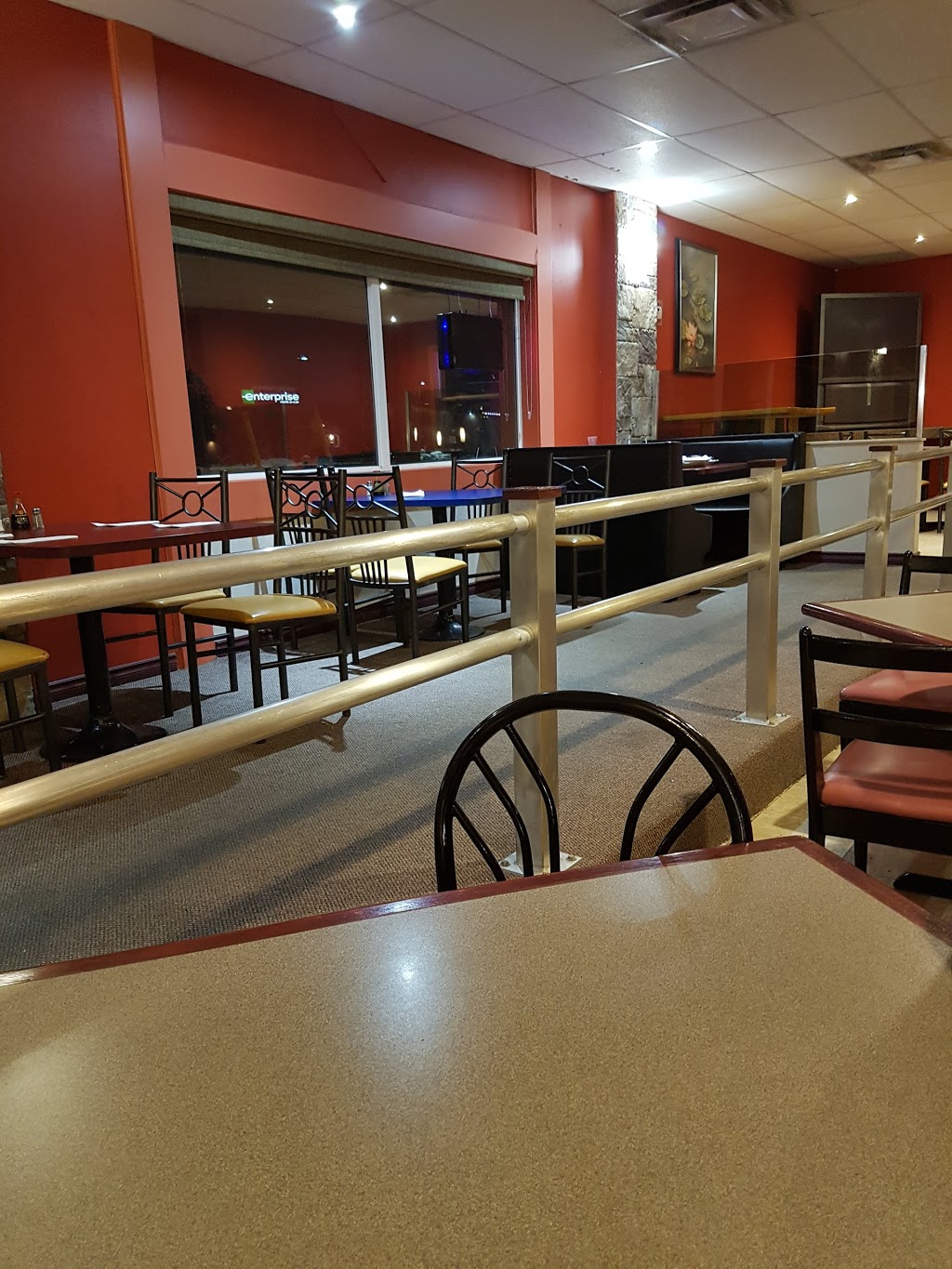 Ho Wah Restaurant | 1073 Tecumseh Rd E, Windsor, ON N8W 1B3, Canada | Phone: (519) 945-5251