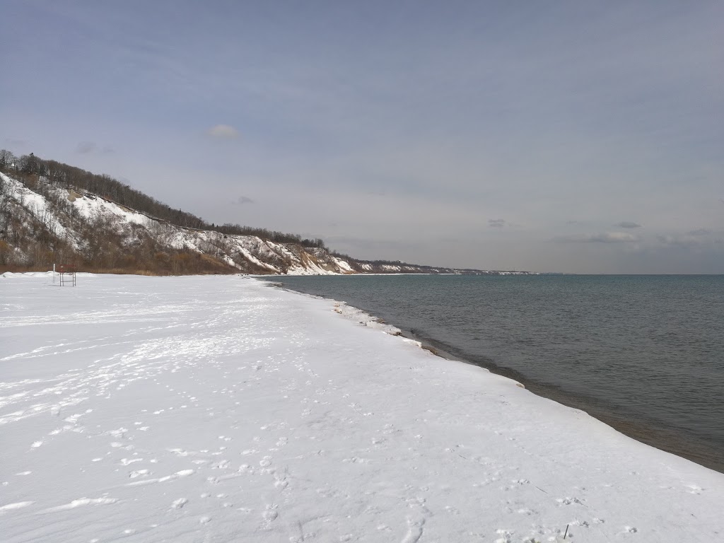 Bluffers Park Parking | Bluffers Park, Toronto, ON M1M 3W3, Canada