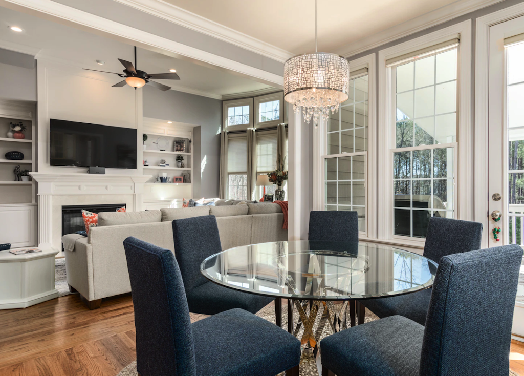 Elite Vacation Homes Inc. | 2945 Jacklin Rd, Victoria, BC V9B 5E3, Canada | Phone: (250) 881-7551