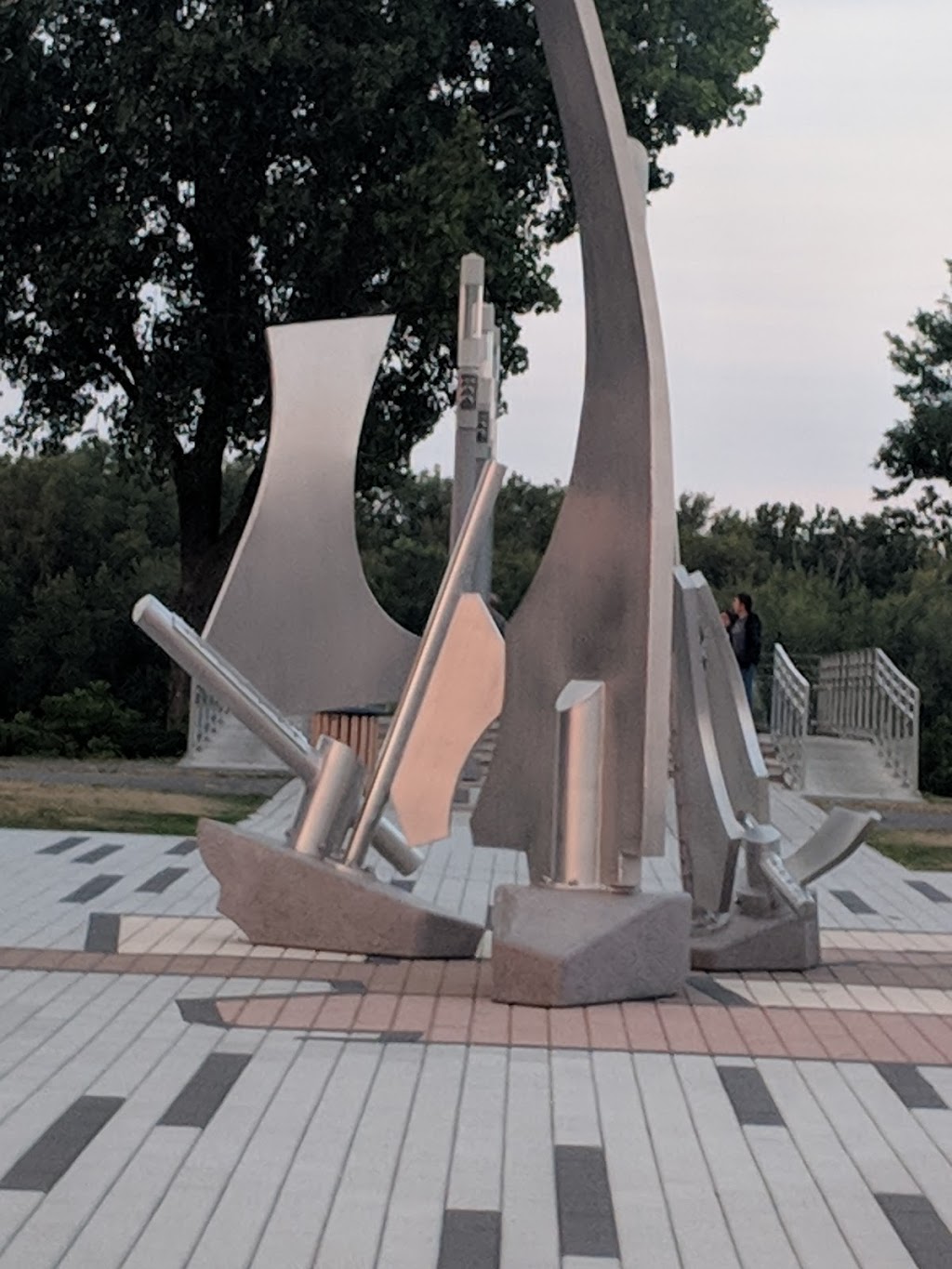 Promenade Trois-Rivières Sur St-Laurent | 1500 Avenue des Draveurs, Trois-Rivières, QC G9A 2J2, Canada