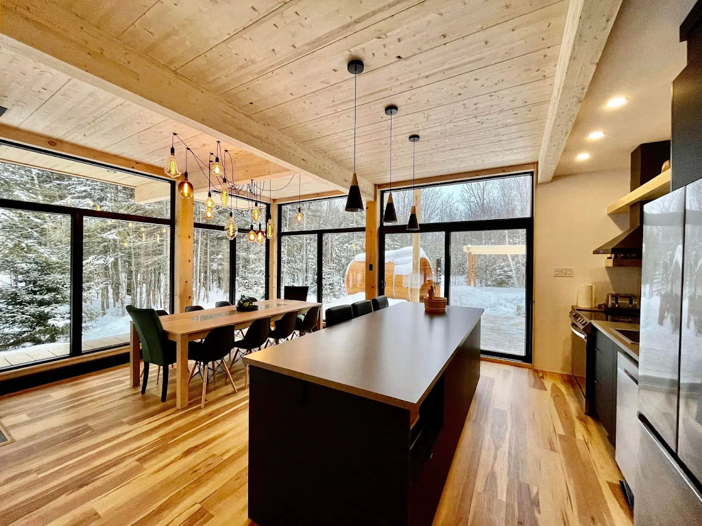 ONNEA - Hébergement & Spa | 46 Chem. Pierre-Perreault, Petite-Rivière-Saint-François, QC G0A 2L0, Canada | Phone: (418) 208-5029