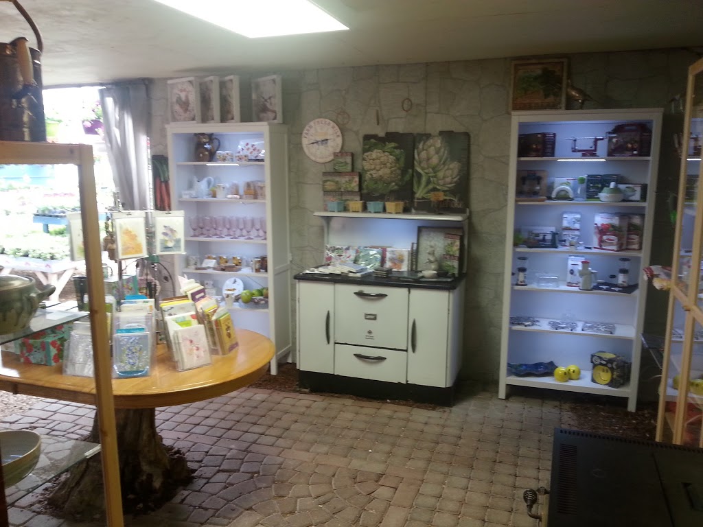 Sabados Greenhouse | 20003 Road 108N, Lundar, MB R0C 1Y0, Canada | Phone: (204) 762-5879