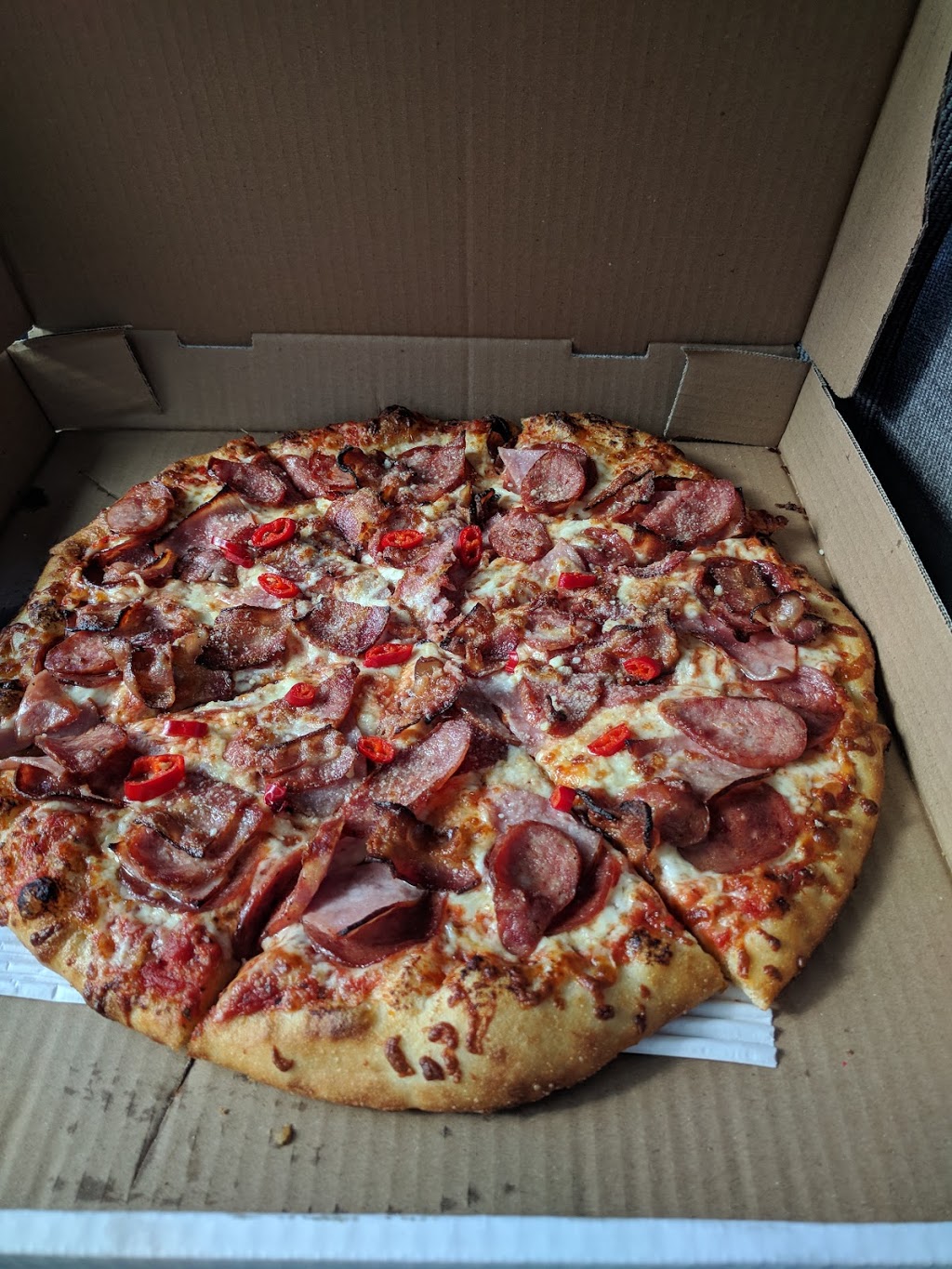 Chiccos Pizza | 9710 ON-9, Palgrave, ON L0N 1P0, Canada | Phone: (416) 900-3225