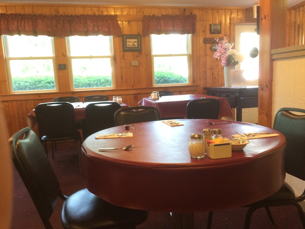 Coopers landing family restaurant | 7641 NY-3, Henderson, NY 13650, USA | Phone: (315) 938-5819