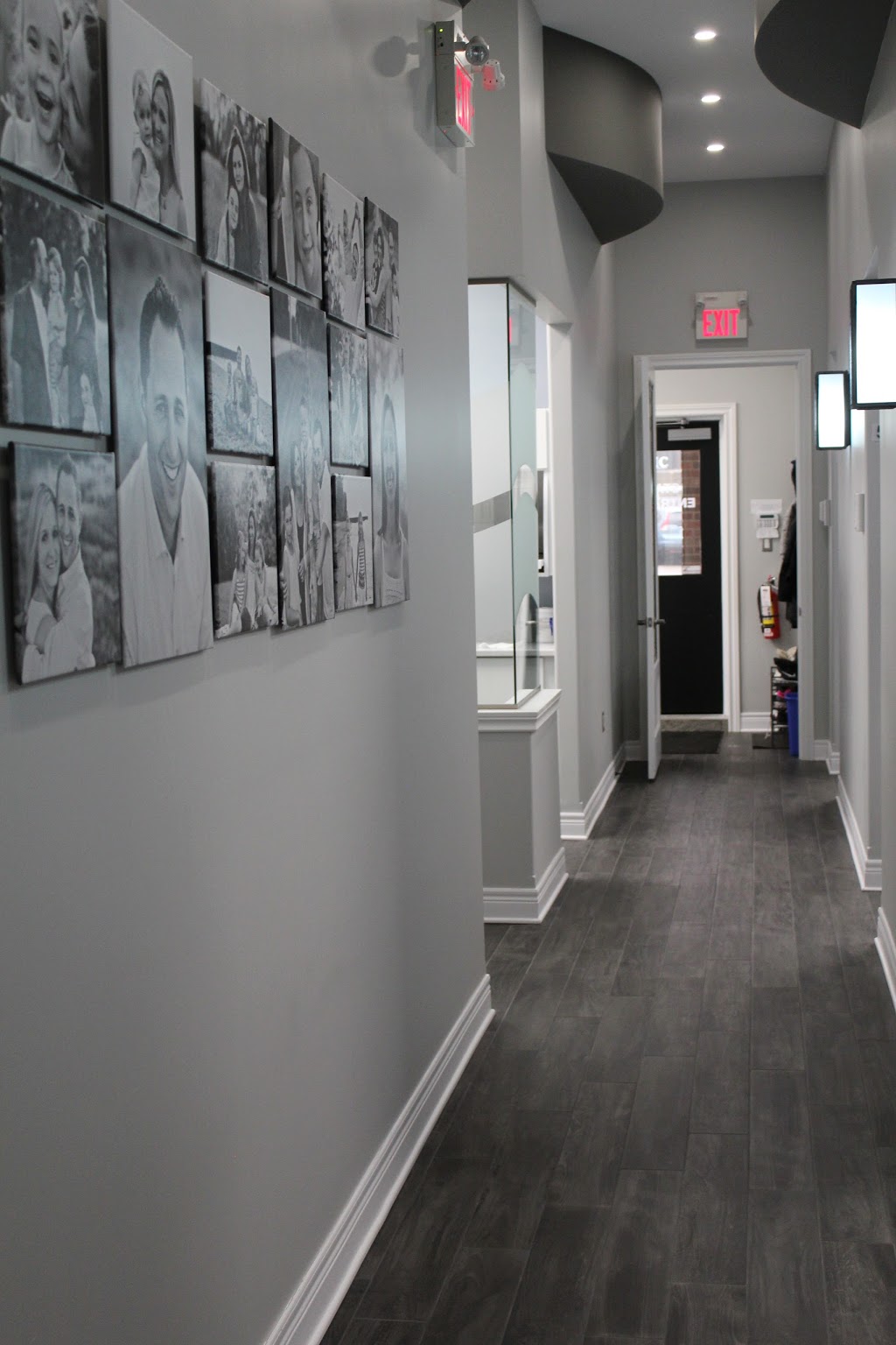 Lakeshore Family Dental Dr Robert Sottosanti Dr Stacey Corneliou | 1130 Lakeshore Rd, Sarnia, ON N7V 2V8, Canada | Phone: (519) 542-4040