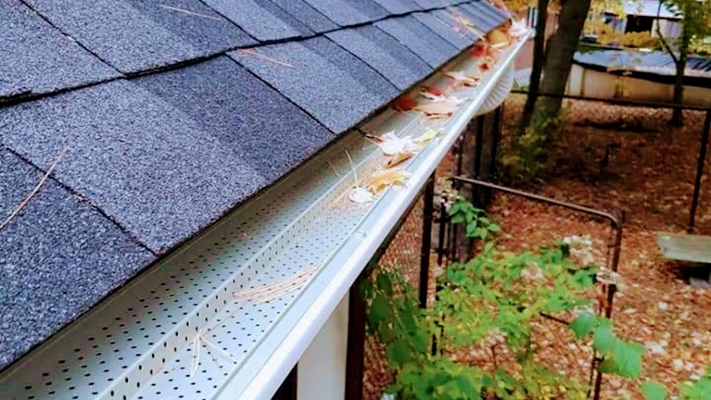 Gouttieres Proform Eavestroughing | 1697 Rue du Bordelais, Saint-Lazare, QC J7T 2C1, Canada | Phone: (438) 888-8130