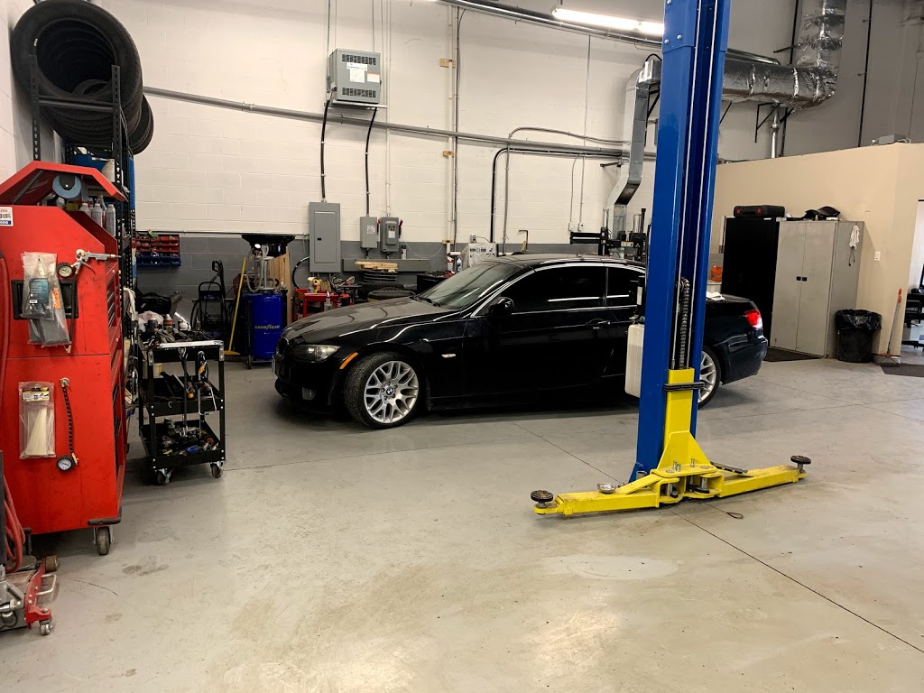 Vip auto center | 2877 14th Ave #19, Markham, ON L3R 5H8, Canada | Phone: (416) 666-6711
