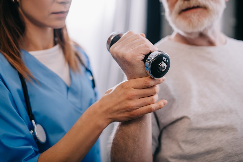 Vista Physiotherapy and Massage | 920 36 St NE #121, Calgary, AB T2A 6L8, Canada | Phone: (403) 300-5555