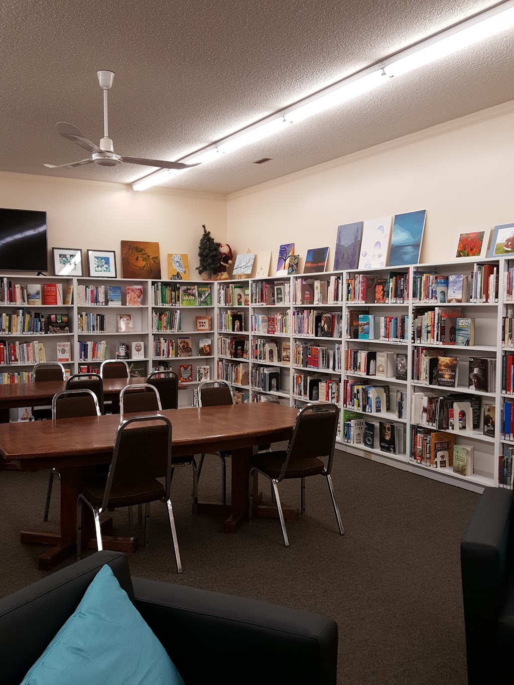 Mossbank Branch Public Library | library | 310 Main St, Mossbank, SK S0H 3G0, Canada | 3063542474 OR +1 306-354-2474